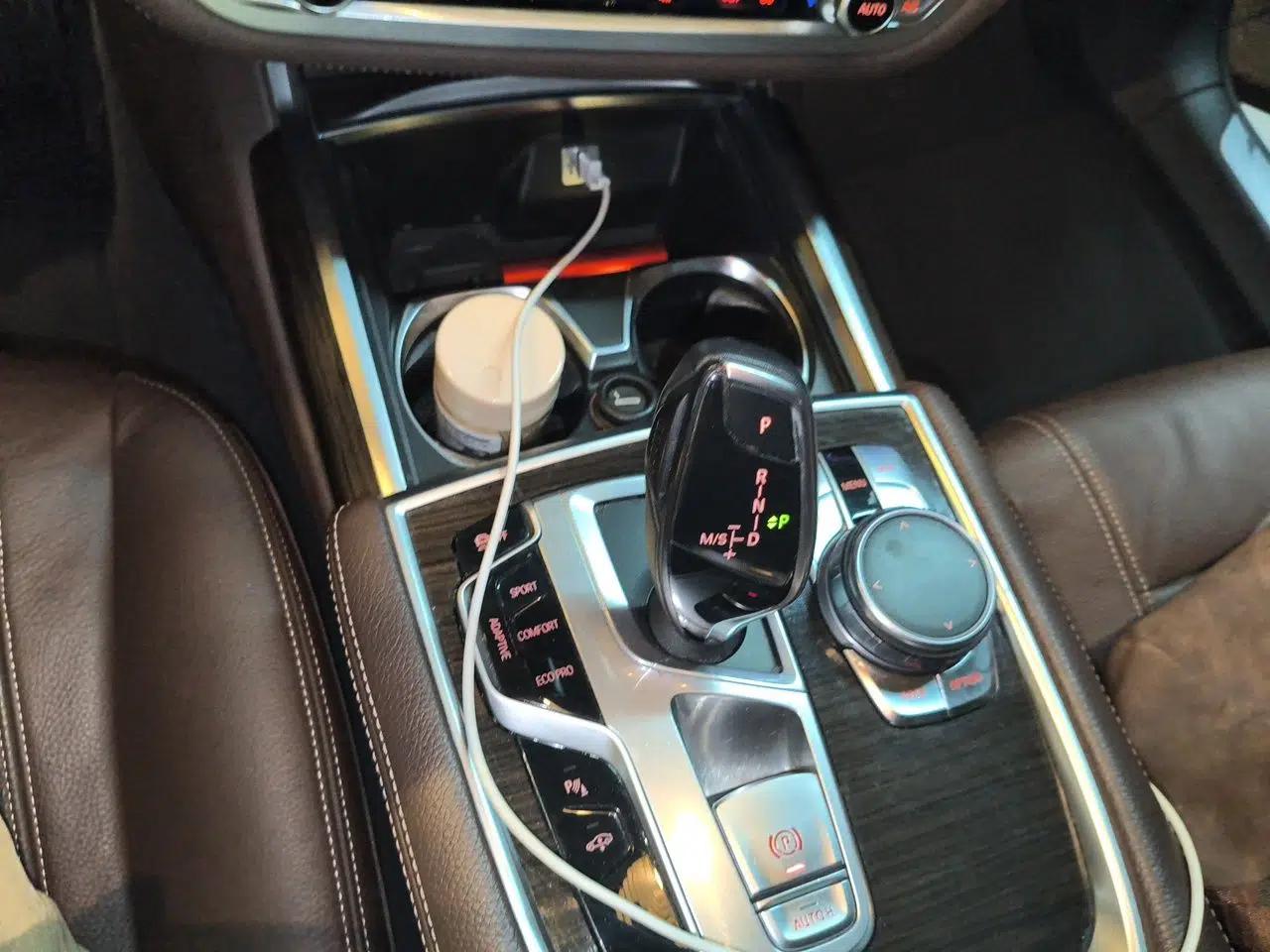 BMW 7 Series 2016 730Li Leading Model — миниатюра 14