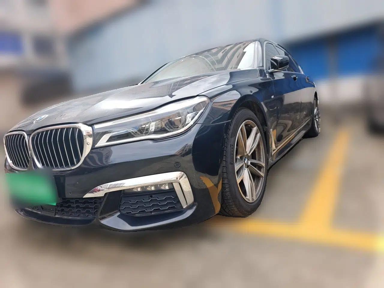 BMW 7 Series 2018 730Li Luxury Edition M Sport Package — миниатюра 1