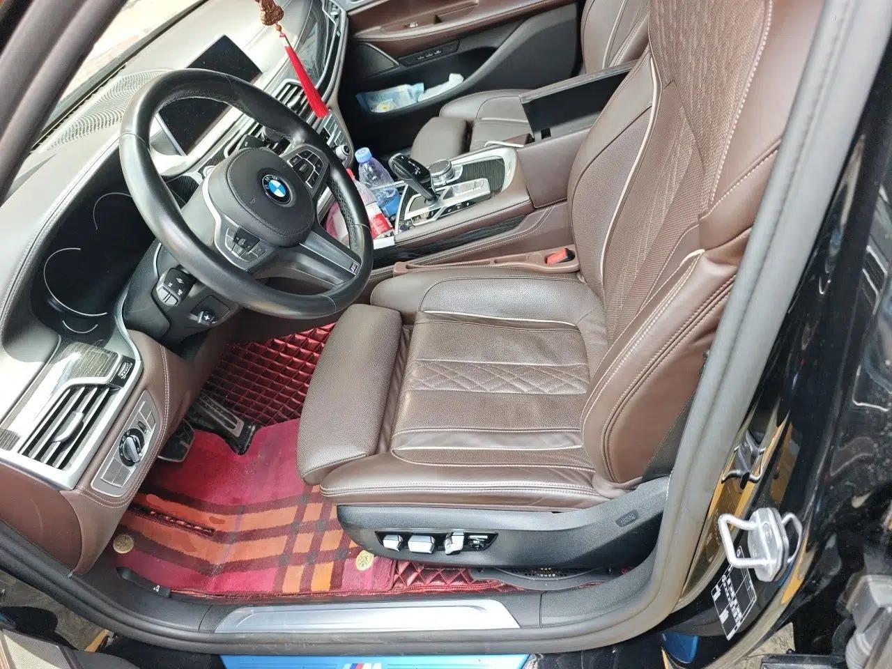 BMW 7 Series 2018 730Li Luxury Edition M Sport Package — миниатюра 15