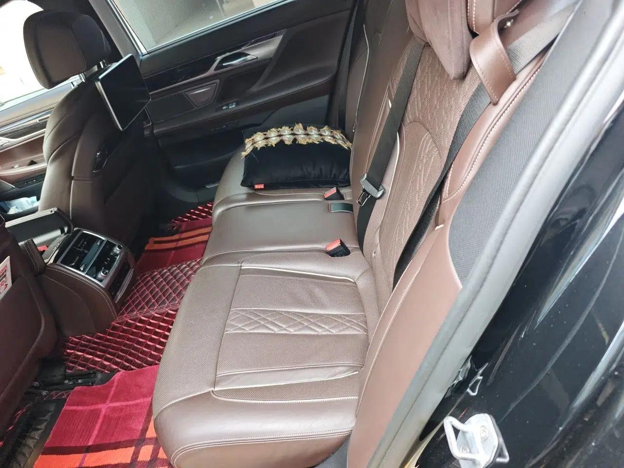 BMW 7 Series 2018 730Li Luxury Edition M Sport Package — миниатюра 17