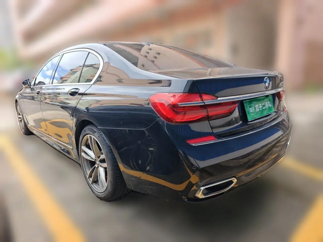 BMW 7 Series 2018 730Li Luxury Edition M Sport Package — миниатюра 4
