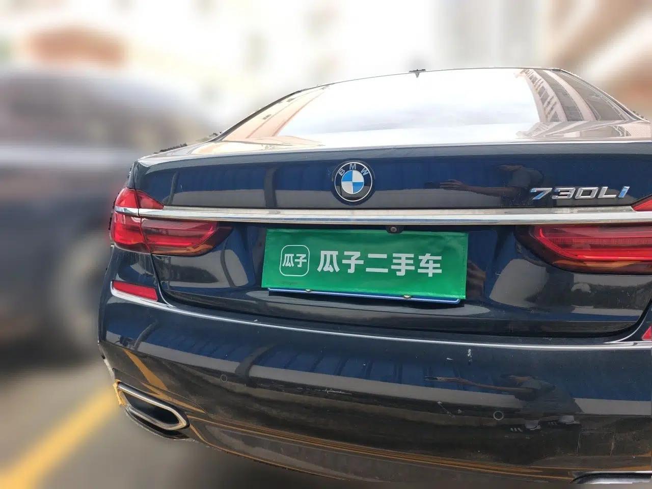 BMW 7 Series 2018 730Li Luxury Edition M Sport Package — миниатюра 5