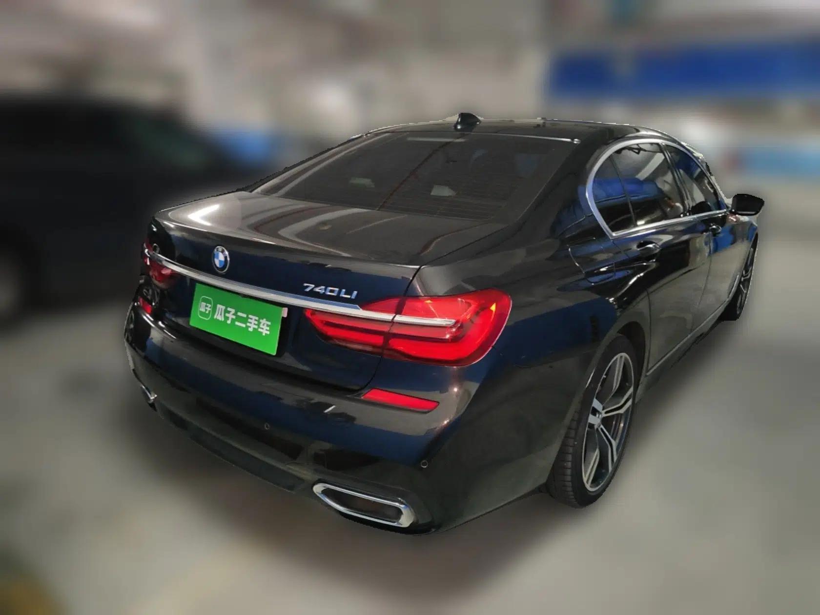 BMW 7 Series 2018 740Li M Sport Package Leading Model — миниатюра 6