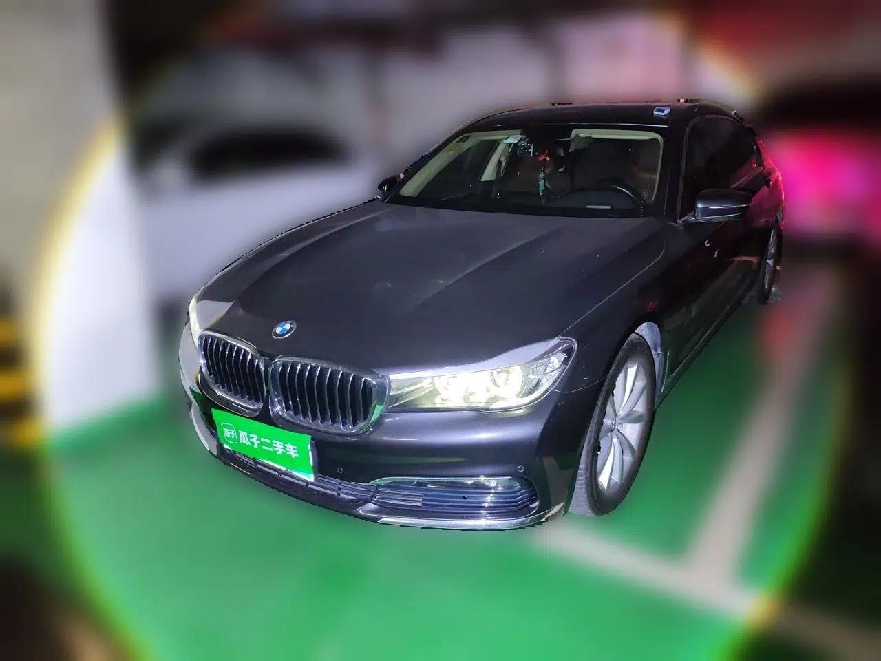 BMW 7 Series 2017 730Li Leading Model — миниатюра 1