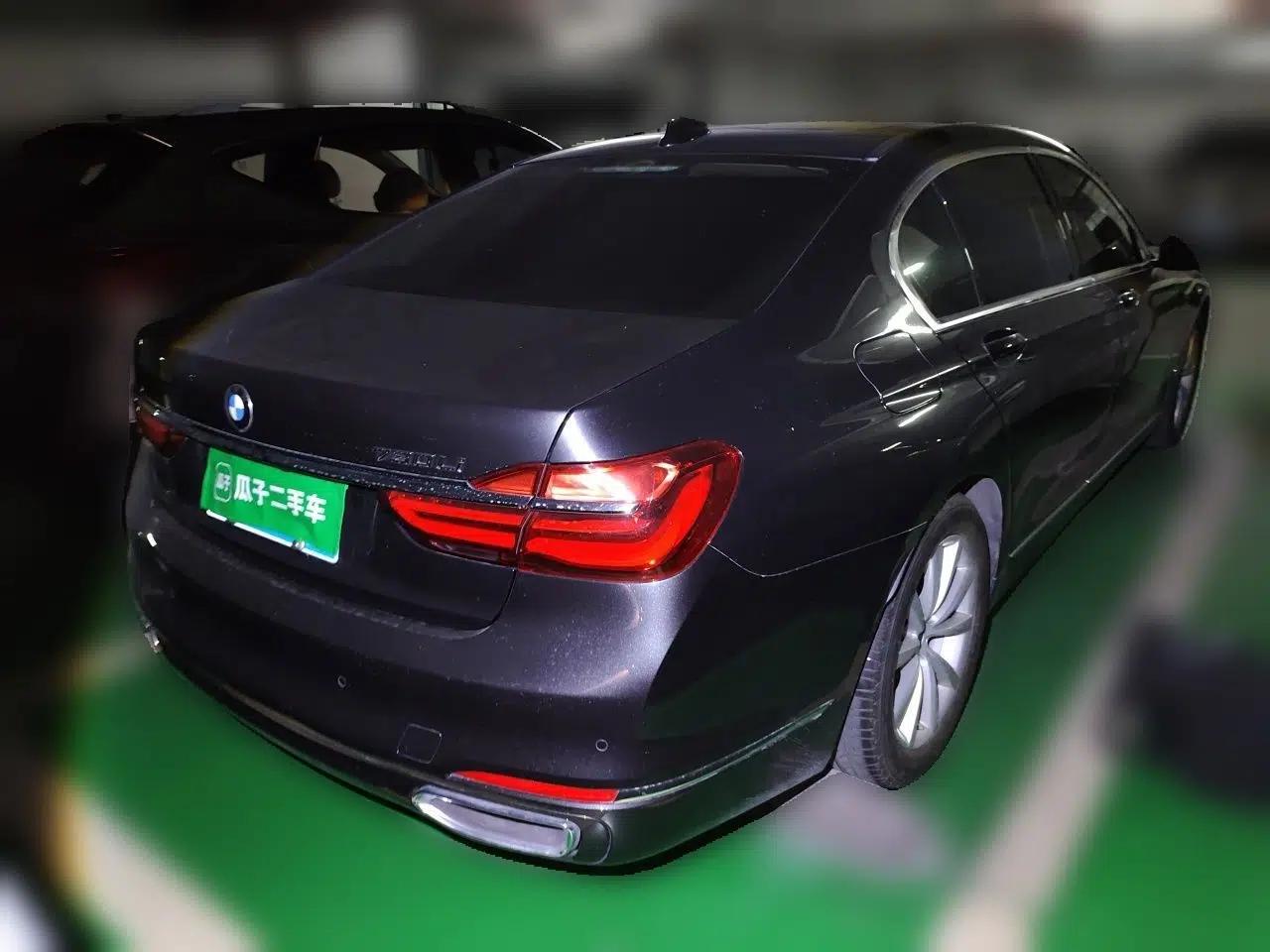 BMW 7 Series 2017 730Li Leading Model — миниатюра 6