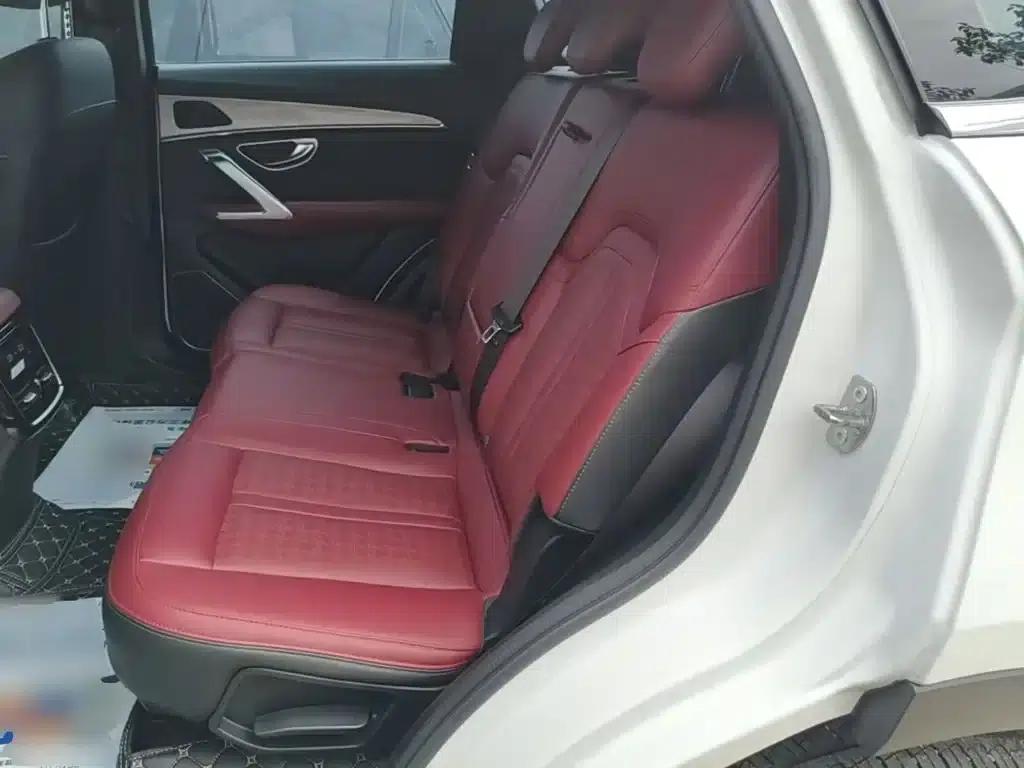 Jetour X70 PRO 2023 1.6T DCT Enjoy PRO 7-seater — миниатюра 17