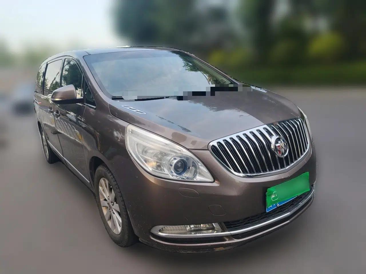Buick GL8 2011 2.4L LT Luxury Business Executive Edition — миниатюра 3