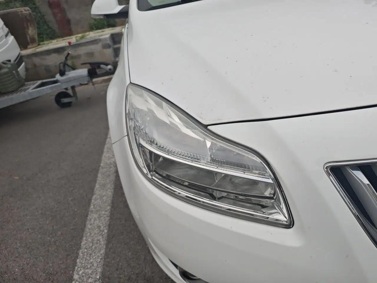 Buick Regal 2013 1.6T Automatic Elite Sport Edition — миниатюра 7