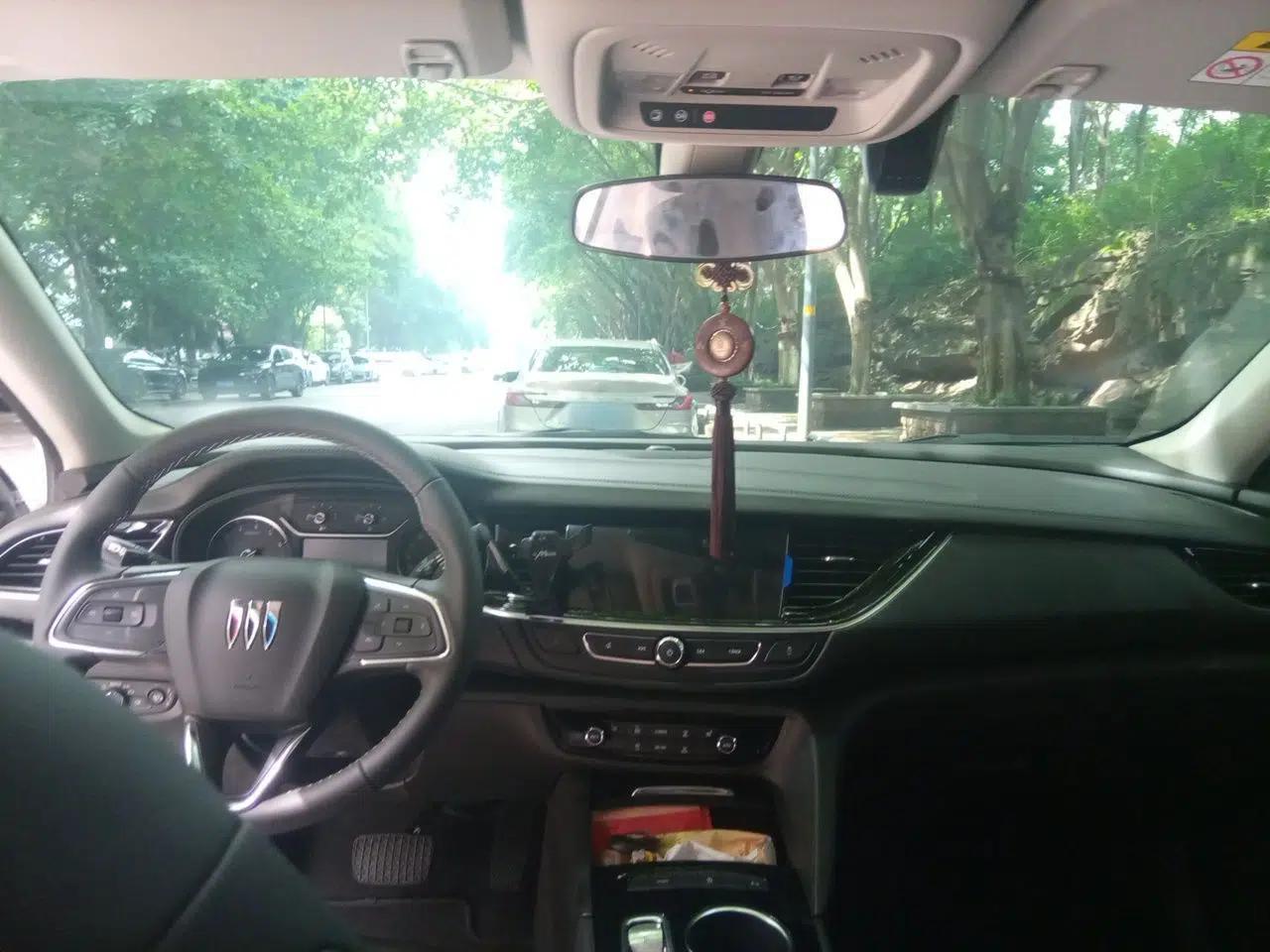 Buick Regal 2025 Model 25T Ultra-Enjoyment Edition — миниатюра 9
