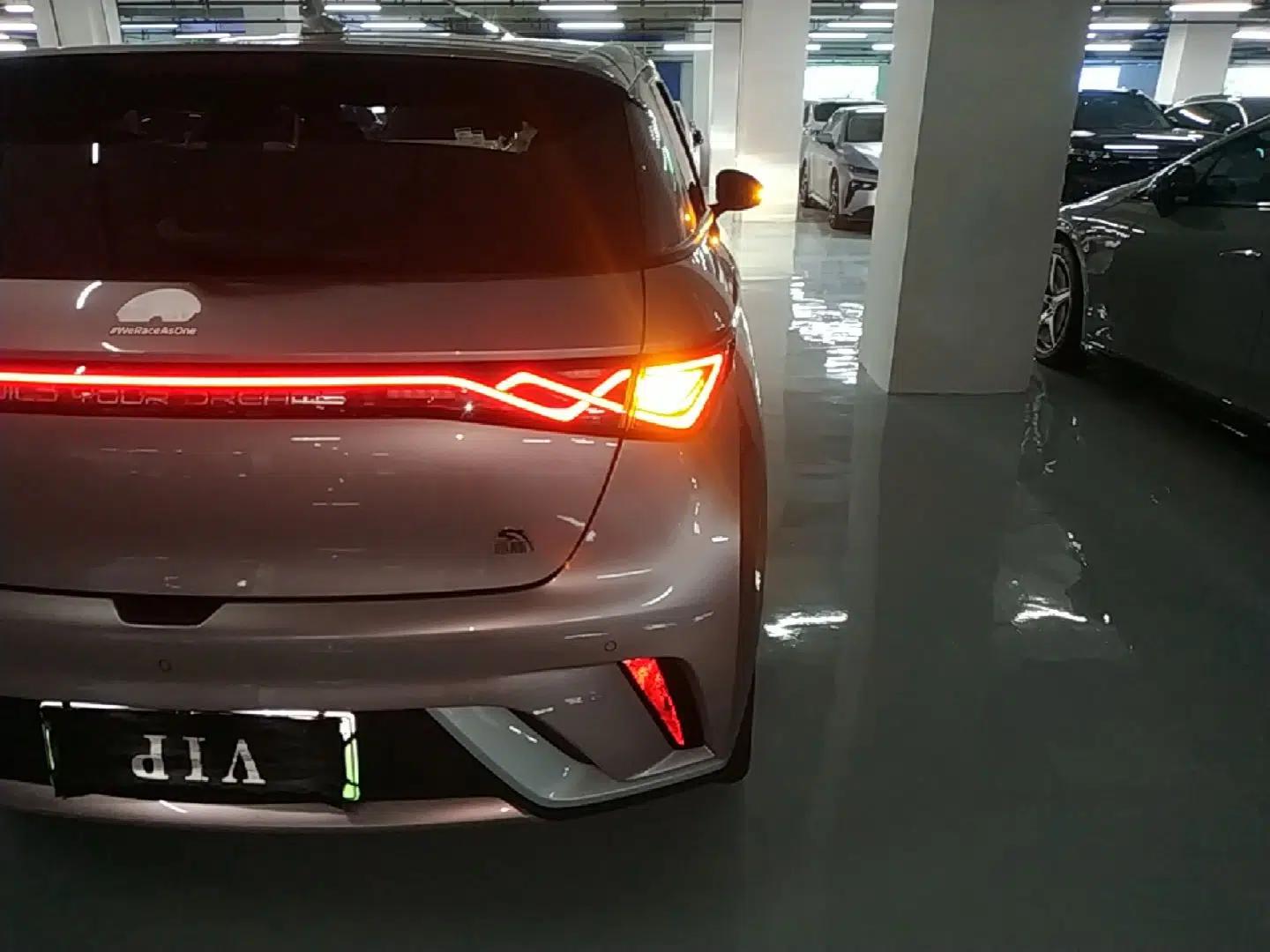 BYD Dolphin 2023 420 km Fashion Edition — миниатюра 9