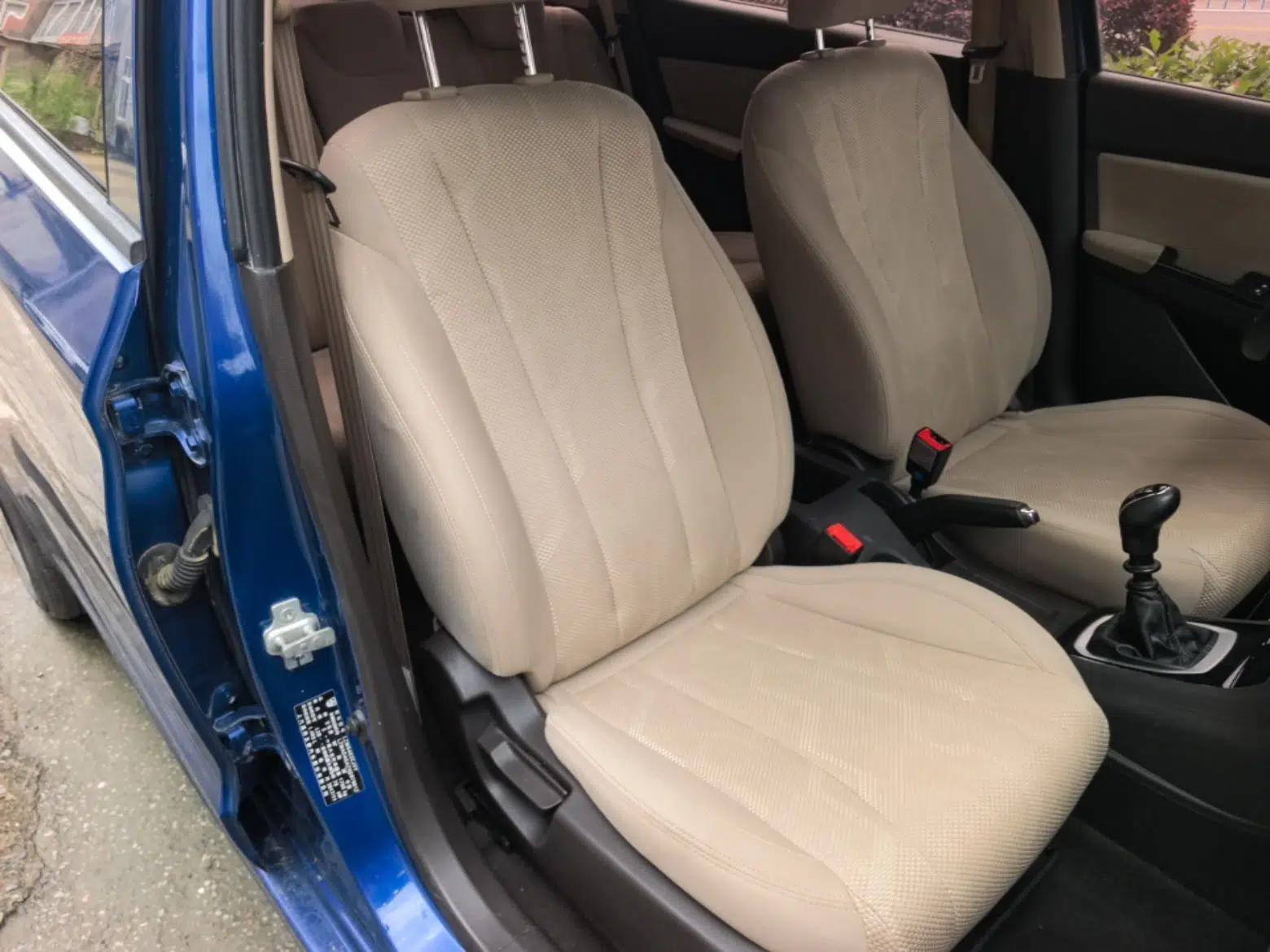 Baojun 310W 2017 1.5L Manual Comfort Version China V — миниатюра 19