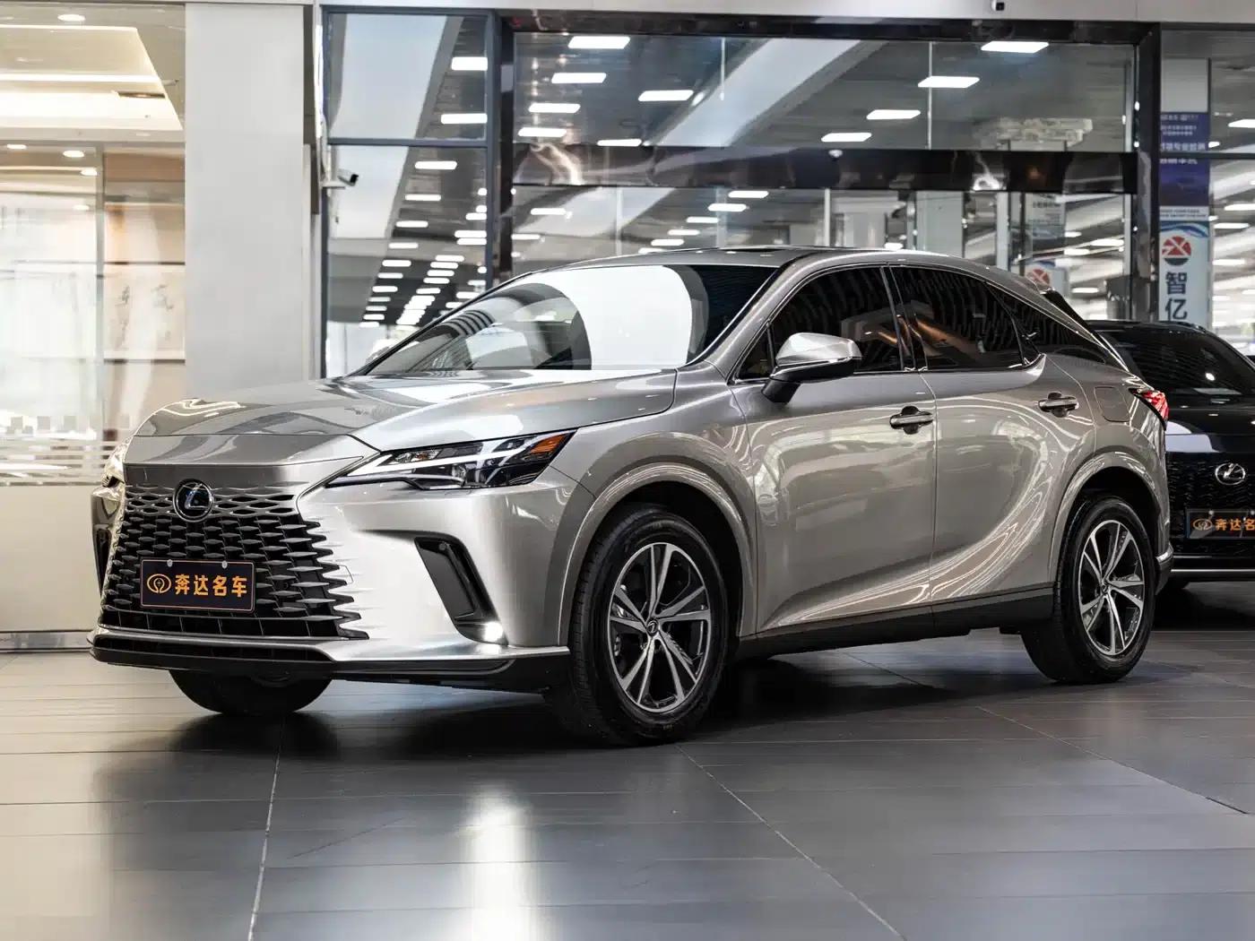 Lexus RX 2025 300 AWD Luxury Edition — миниатюра 1