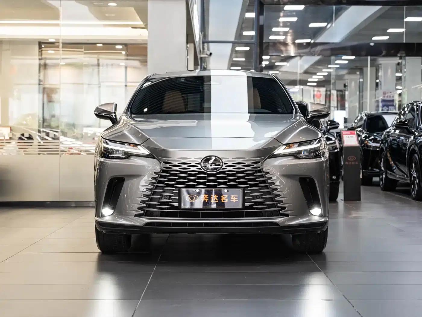 Lexus RX 2025 300 AWD Luxury Edition — миниатюра 2