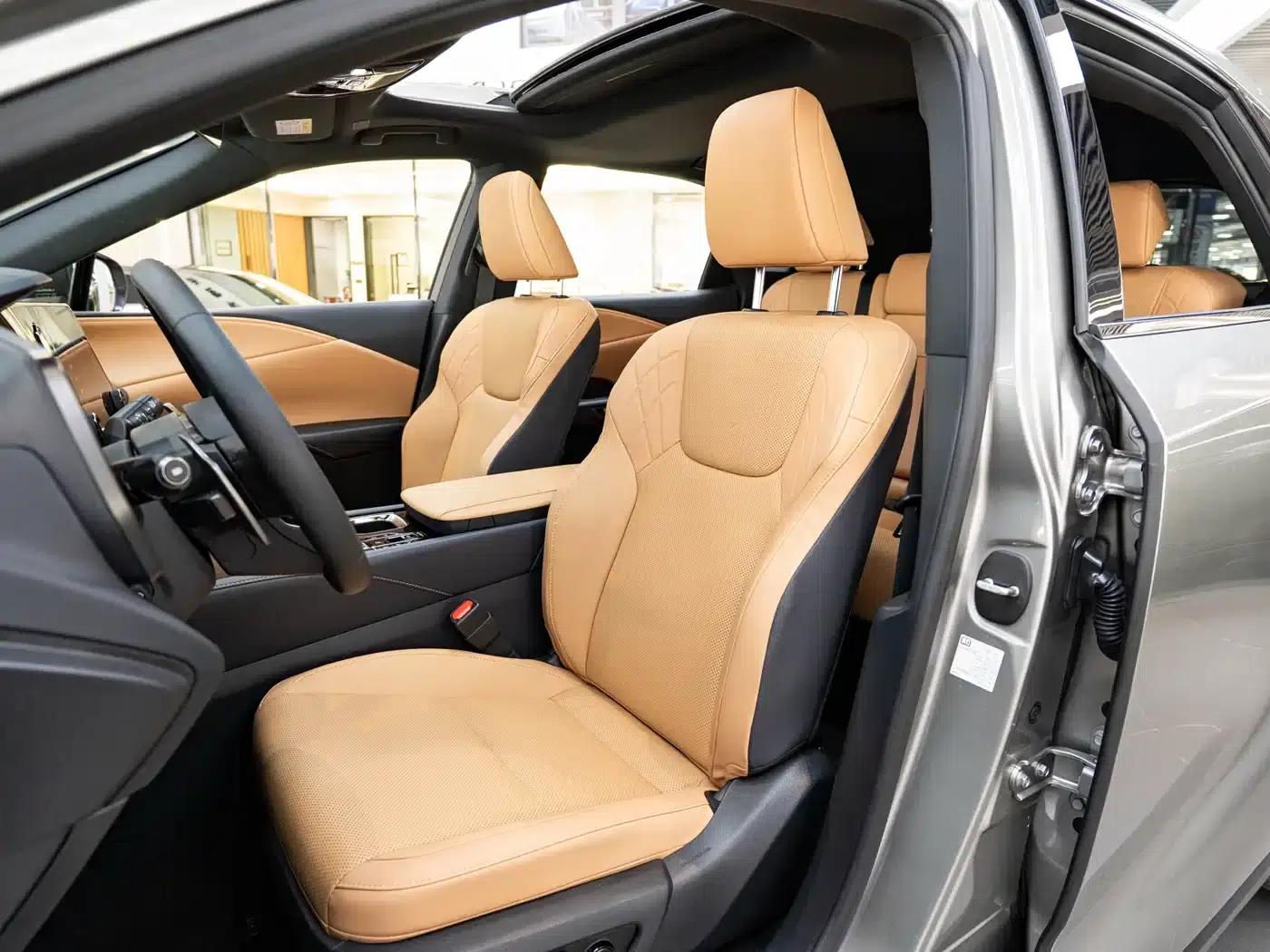 Lexus RX 2025 300 AWD Luxury Edition — миниатюра 11