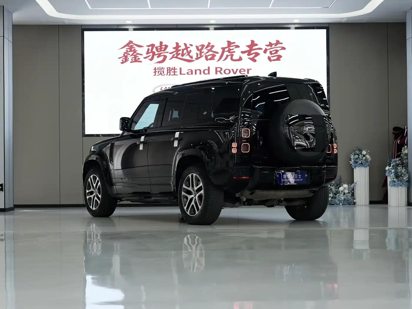 2023 Land Rover Defender Facelift 110 3.0T P400 X-DYNAMIC HSE — миниатюра 5