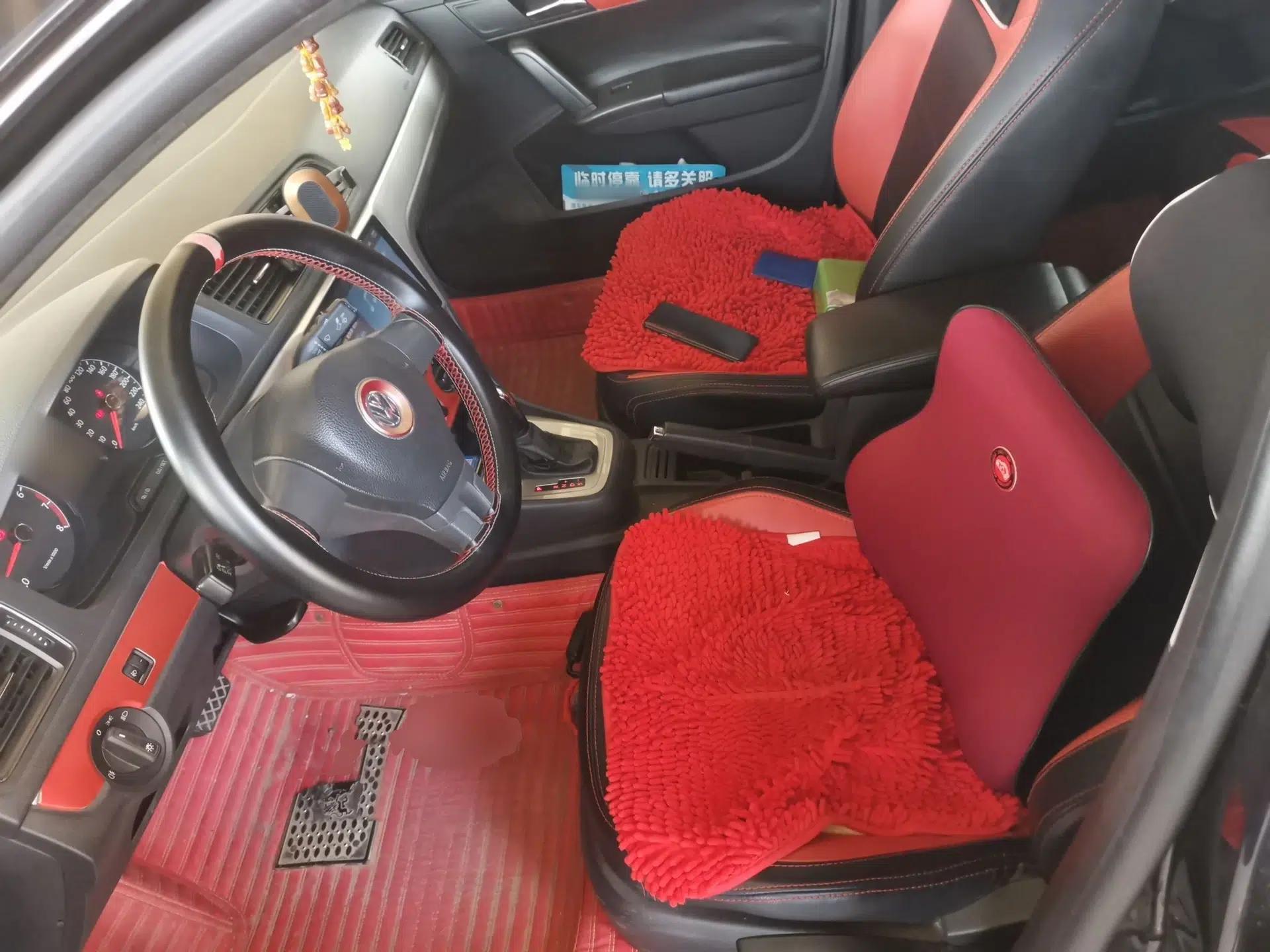 Volkswagen Lavida 2015 1.6L Automatic Fashion Edition — миниатюра 15