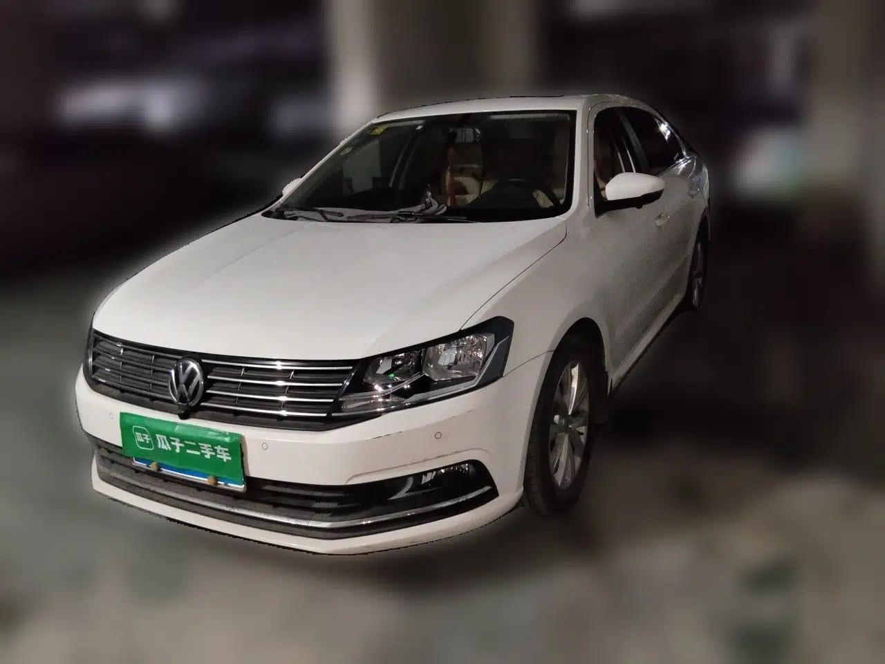 Volkswagen Lavida 2017 1.6L Automatic Comfort Edition — миниатюра 1