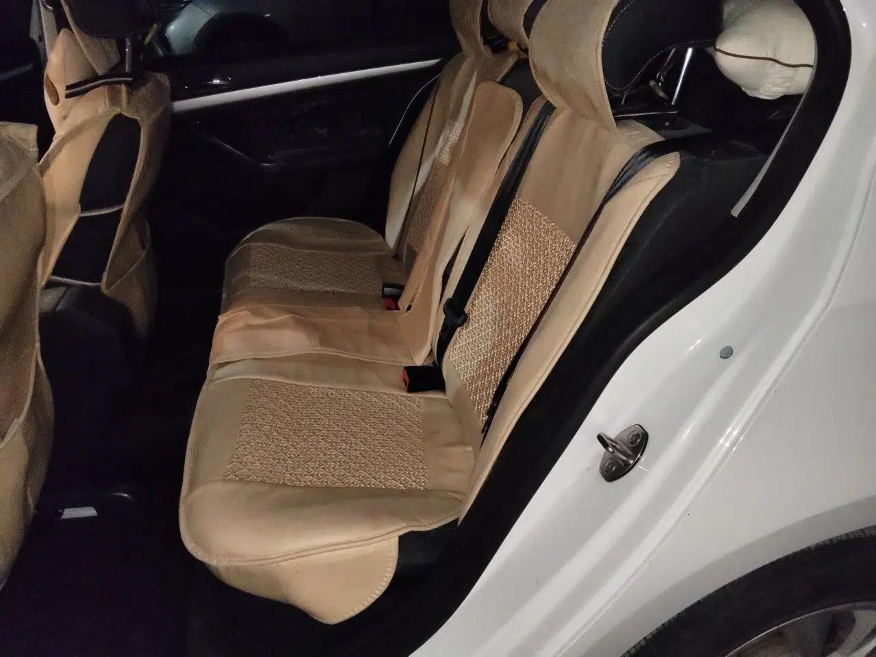 Volkswagen Lavida 2017 1.6L Automatic Comfort Edition — миниатюра 17