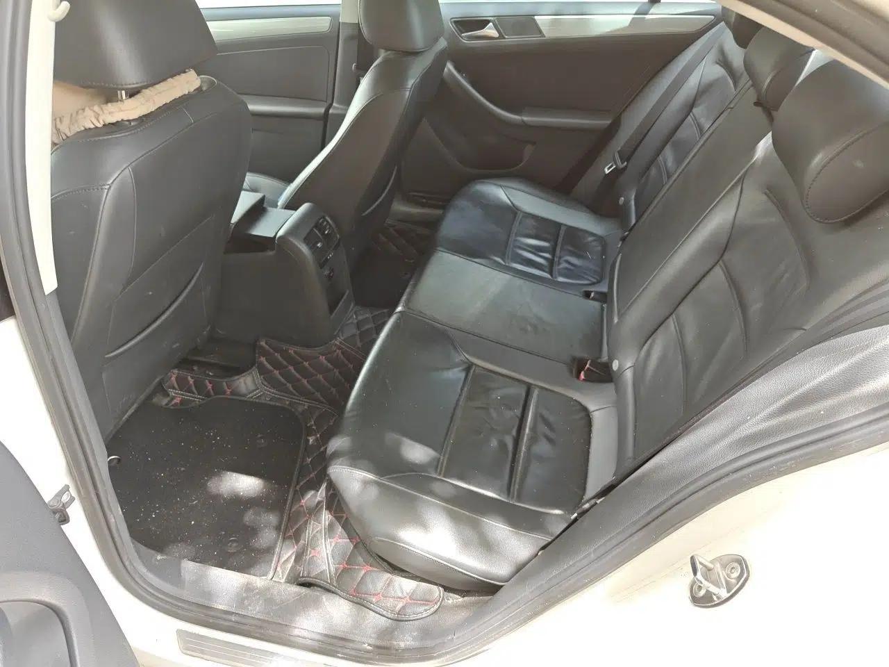 Volkswagen Sagitar 2014 Revised Version 1.4TSI Automatic Luxury Edition — миниатюра 17