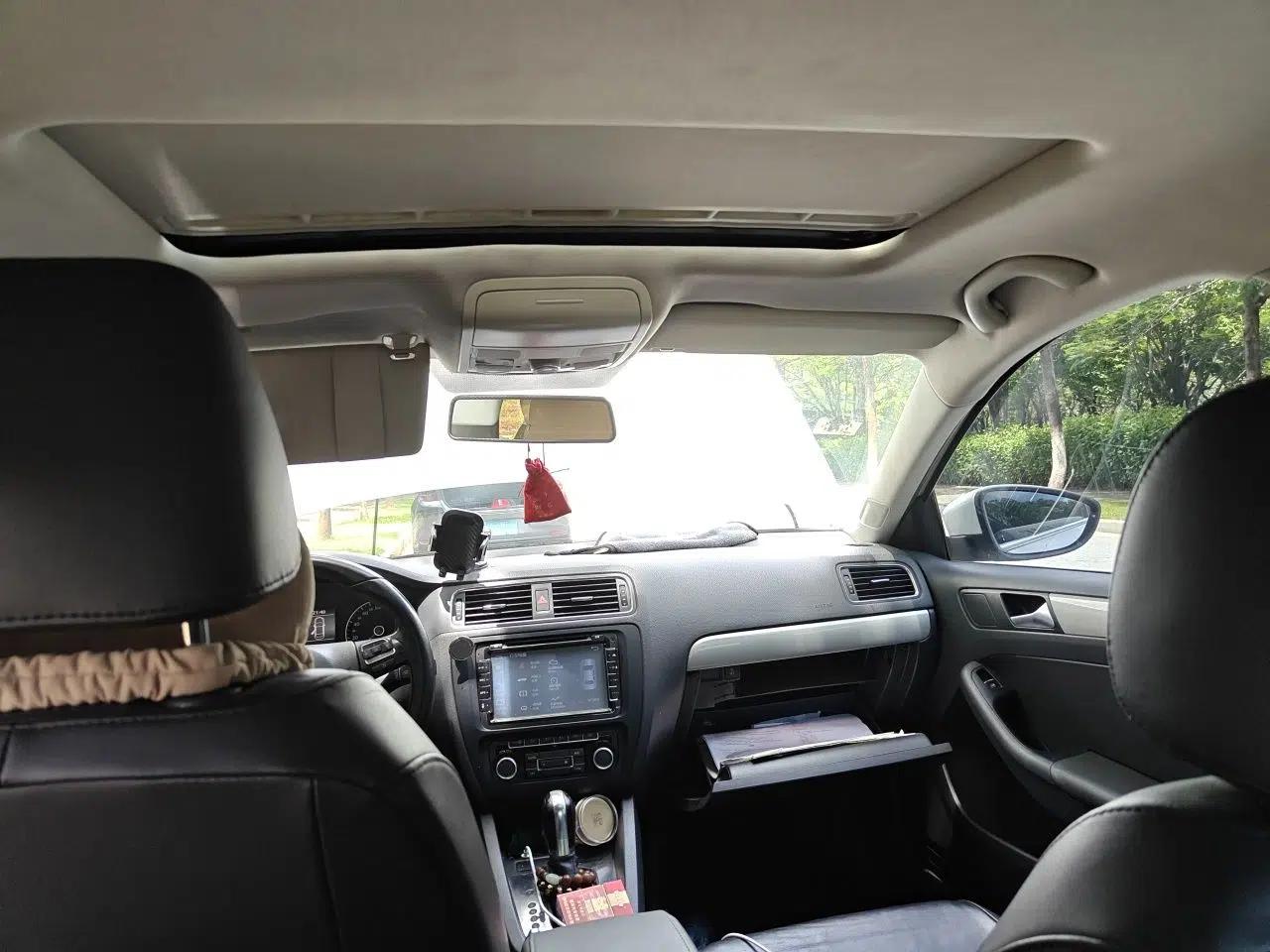 Volkswagen Sagitar 2014 Revised Version 1.4TSI Automatic Luxury Edition — миниатюра 18