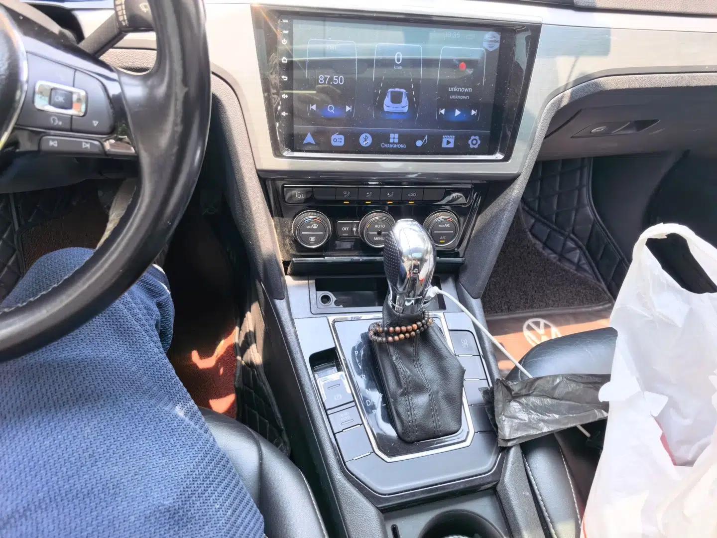 Volkswagen Lamando 2015 280TSI DSG Comfort Edition — миниатюра 13