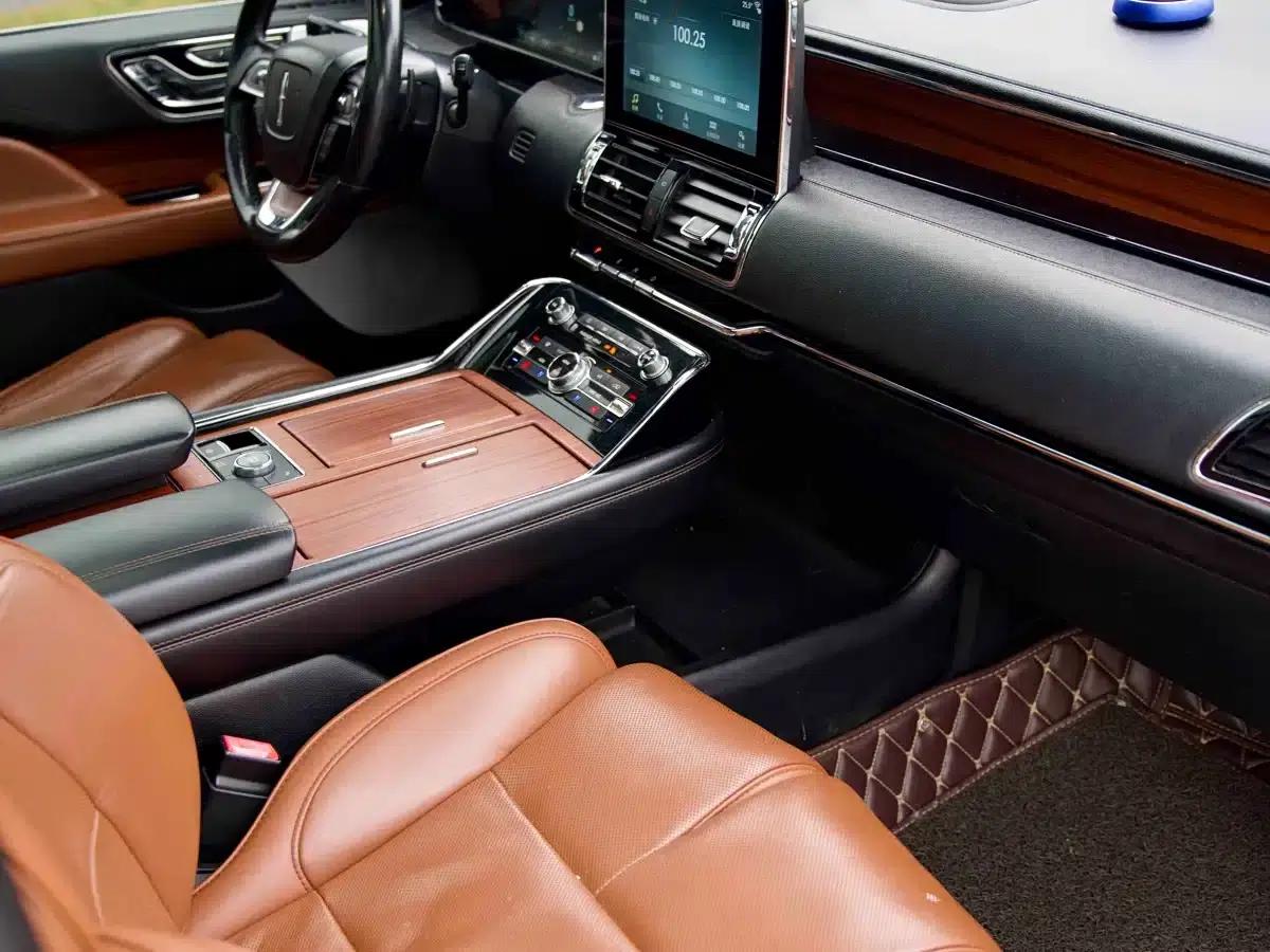 Navigator 2018 3.5T Premium Edition (National V Emission Standard) — миниатюра 11