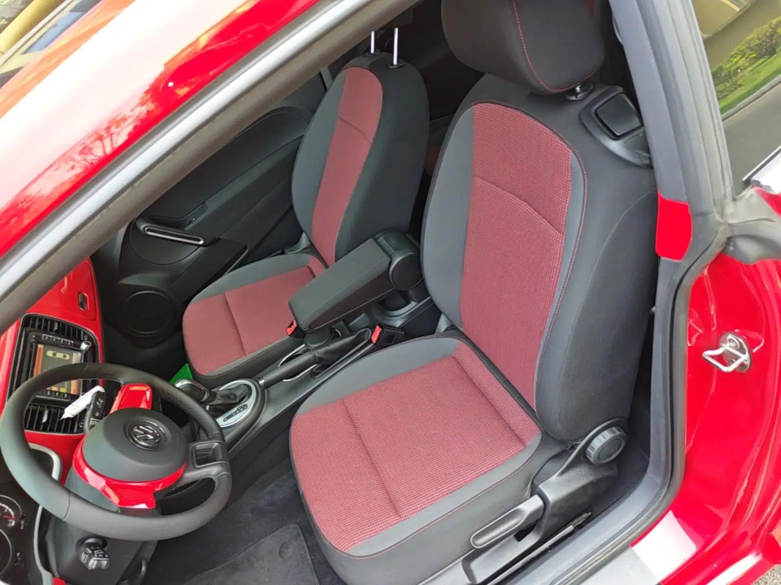 Volkswagen Beetle 2015 180TSI model — миниатюра 17
