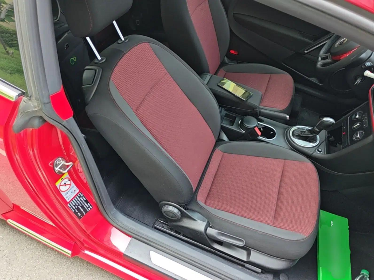 Volkswagen Beetle 2015 180TSI model — миниатюра 19