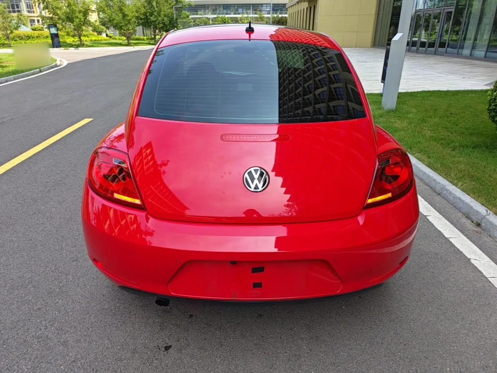 Volkswagen Beetle 2015 180TSI model — миниатюра 5