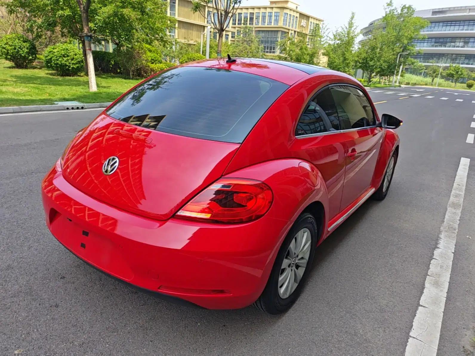 Volkswagen Beetle 2015 180TSI model — миниатюра 6