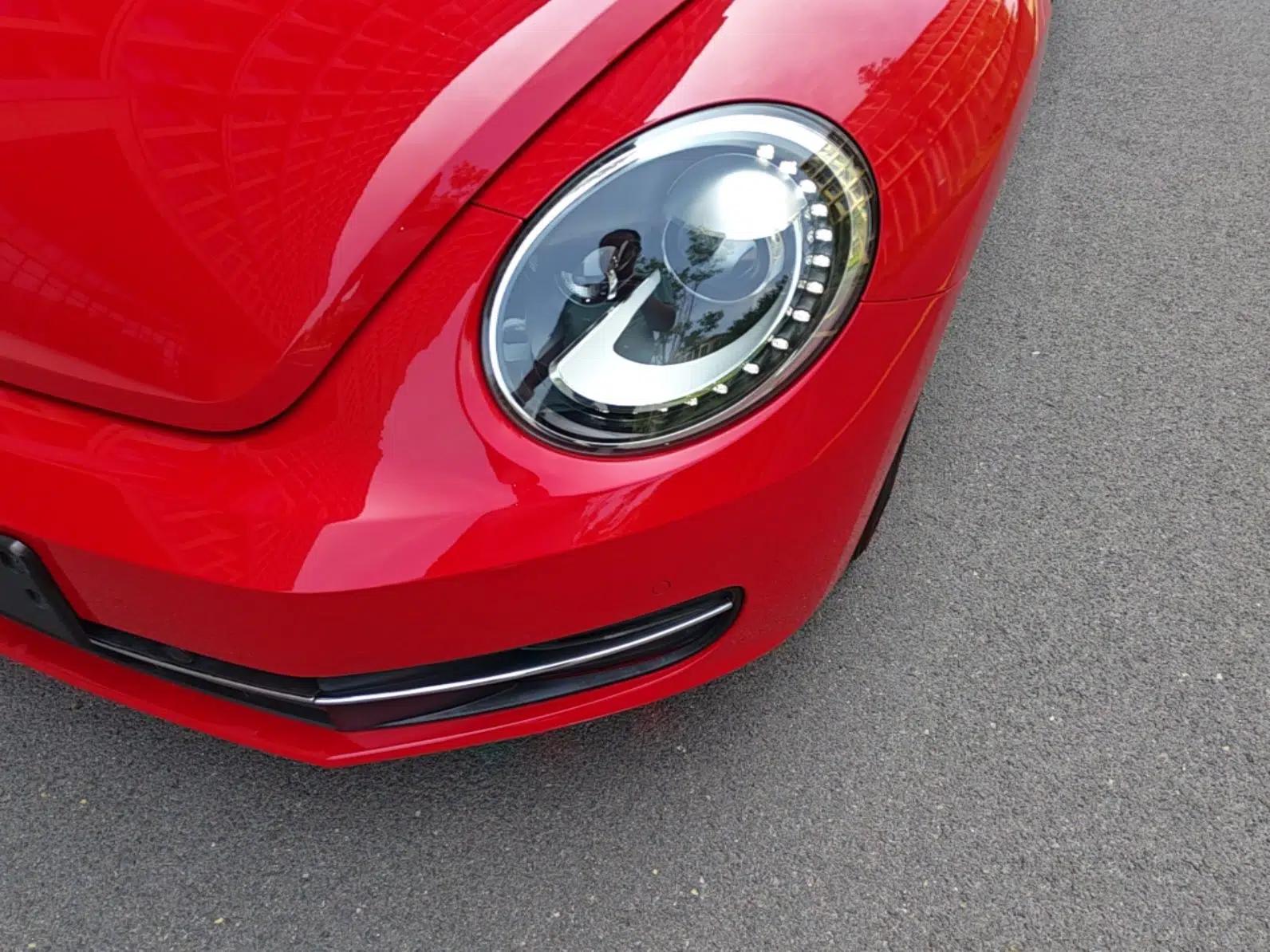 Volkswagen Beetle 2015 180TSI model — миниатюра 8