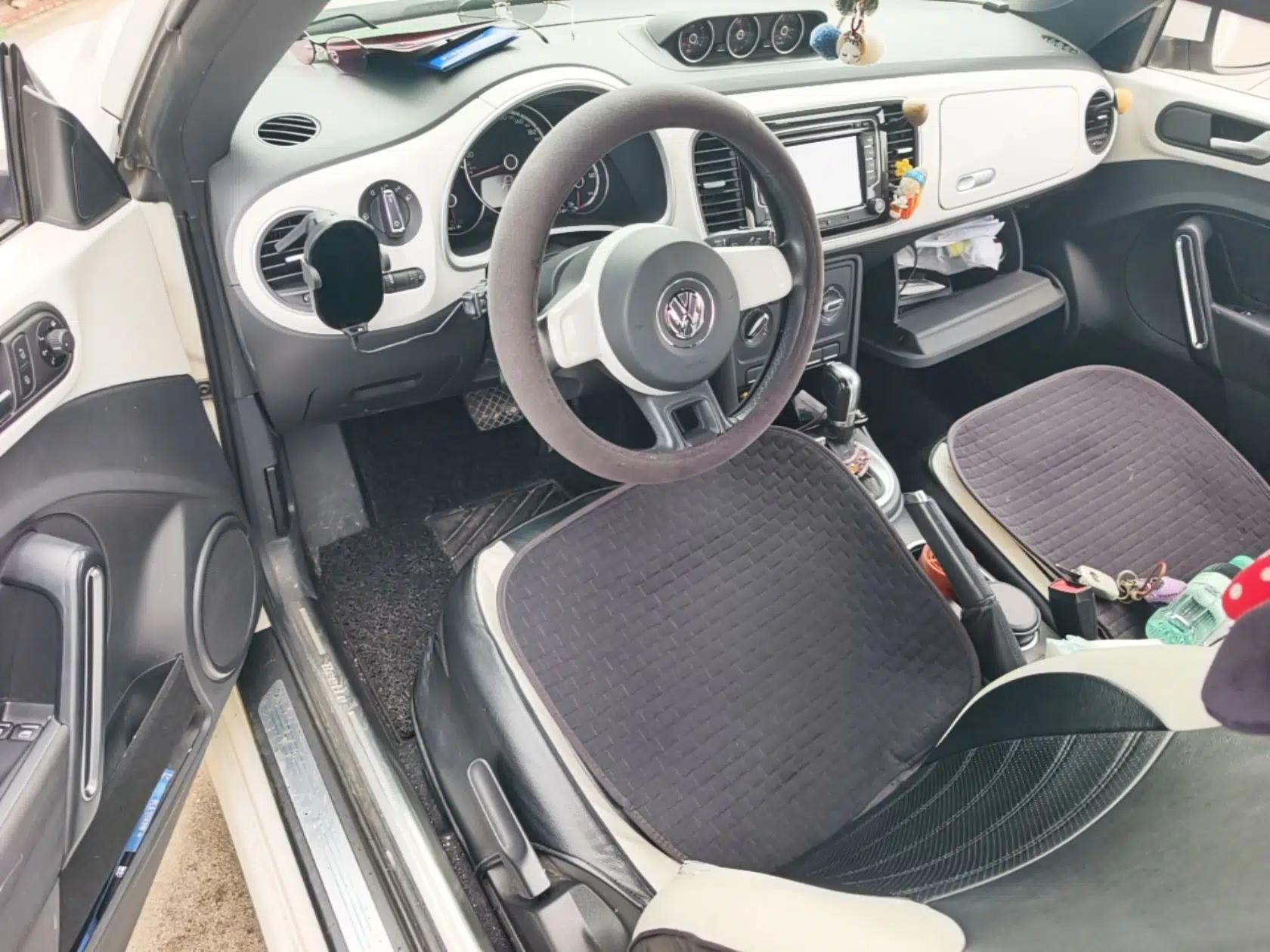 Volkswagen Beetle 2013 1.4TSI Fashion Edition — миниатюра 9