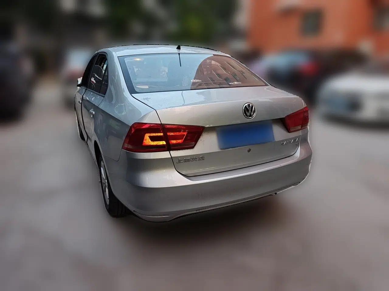 Volkswagen Santana 2013 1.6L Automatic Fashion Edition — миниатюра 4
