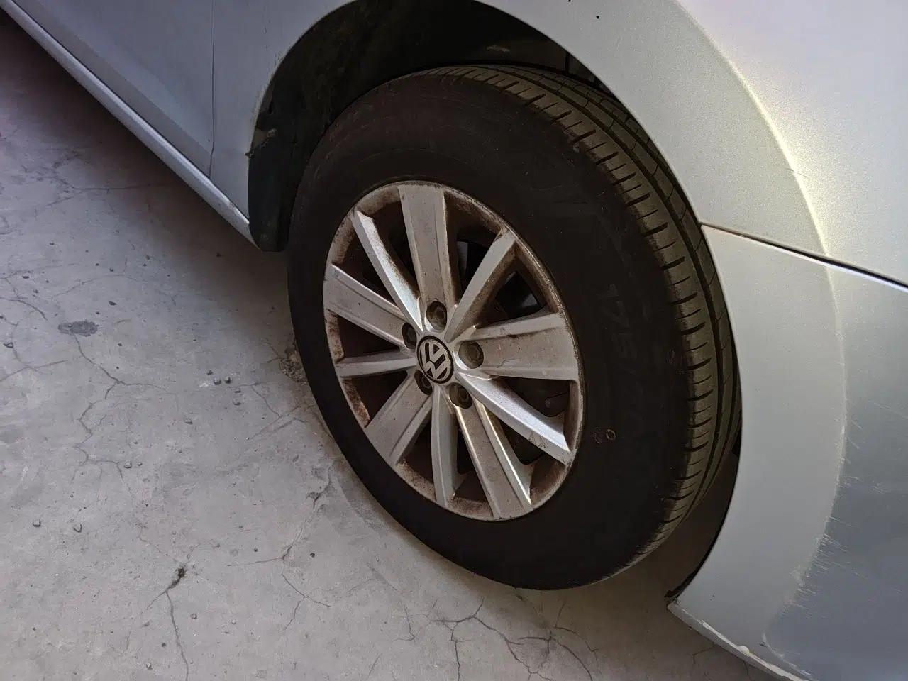 Volkswagen Santana 2013 1.6L Automatic Fashion Edition — миниатюра 8