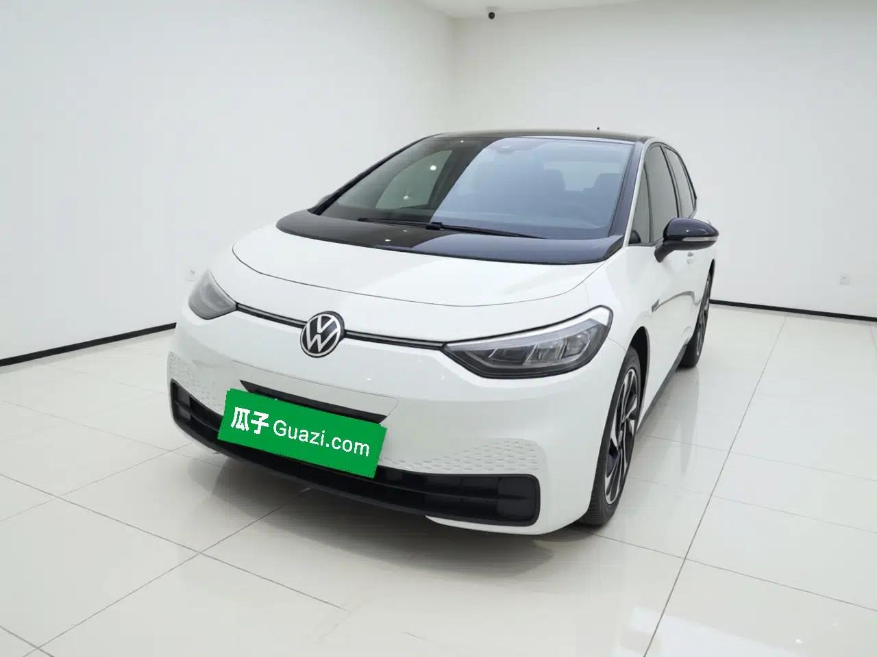 Volkswagen ID.3 2024 Outstanding Edition — миниатюра 1