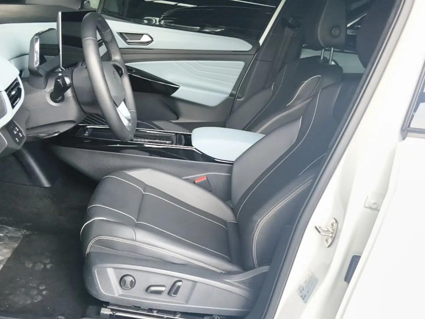 Volkswagen ID.4 X 2025 Smart Version Pure & Intelligent Enjoyment Edition — миниатюра 17