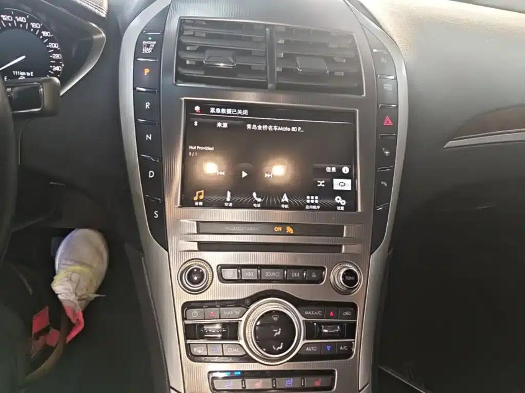 Lincoln MKZ 2018 2.0T Premium Edition — миниатюра 13