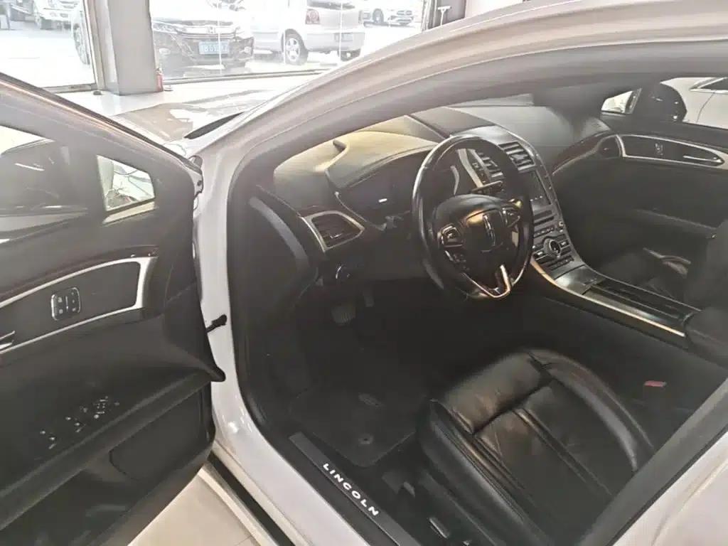 Lincoln MKZ 2018 2.0T Premium Edition — миниатюра 16