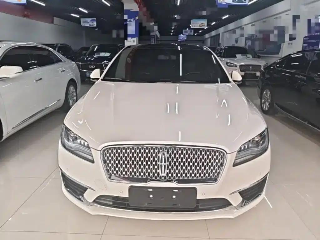 Lincoln MKZ 2018 2.0T Premium Edition — миниатюра 3