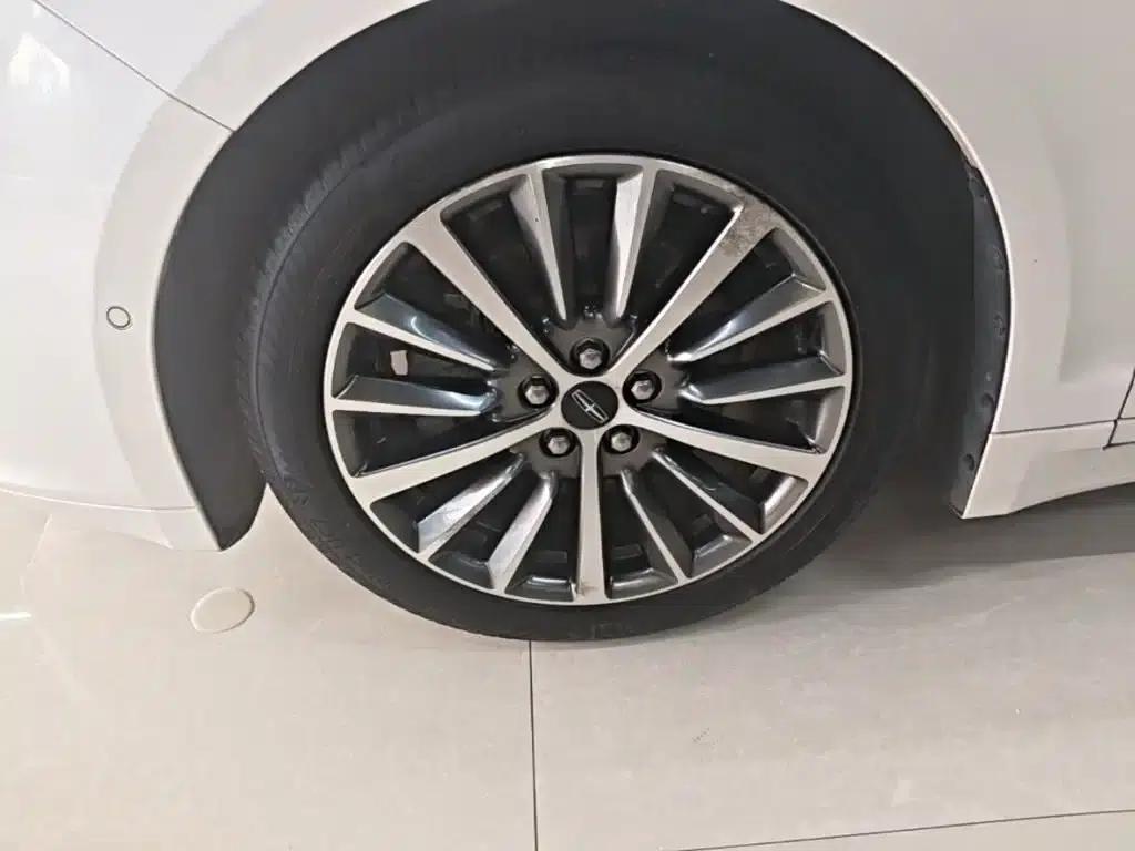 Lincoln MKZ 2018 2.0T Premium Edition — миниатюра 23