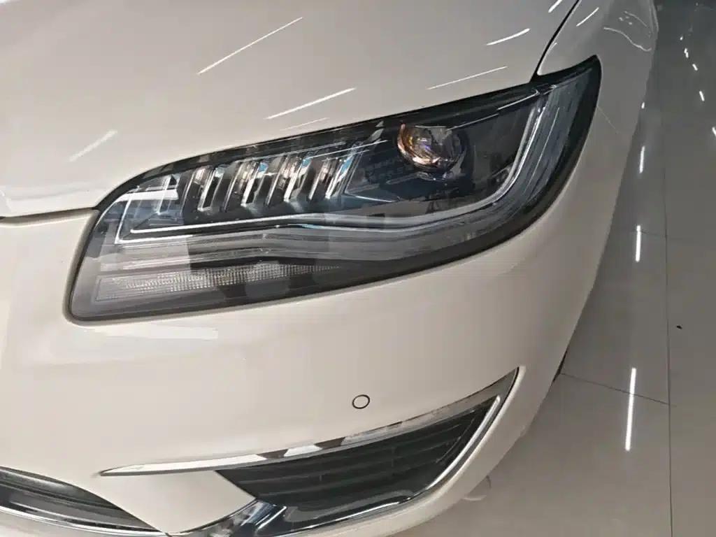Lincoln MKZ 2018 2.0T Premium Edition — миниатюра 24