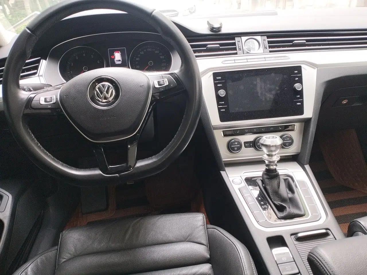Volkswagen Variant 2018 380TSI Two-Wheel Drive Comfort Edition — миниатюра 9
