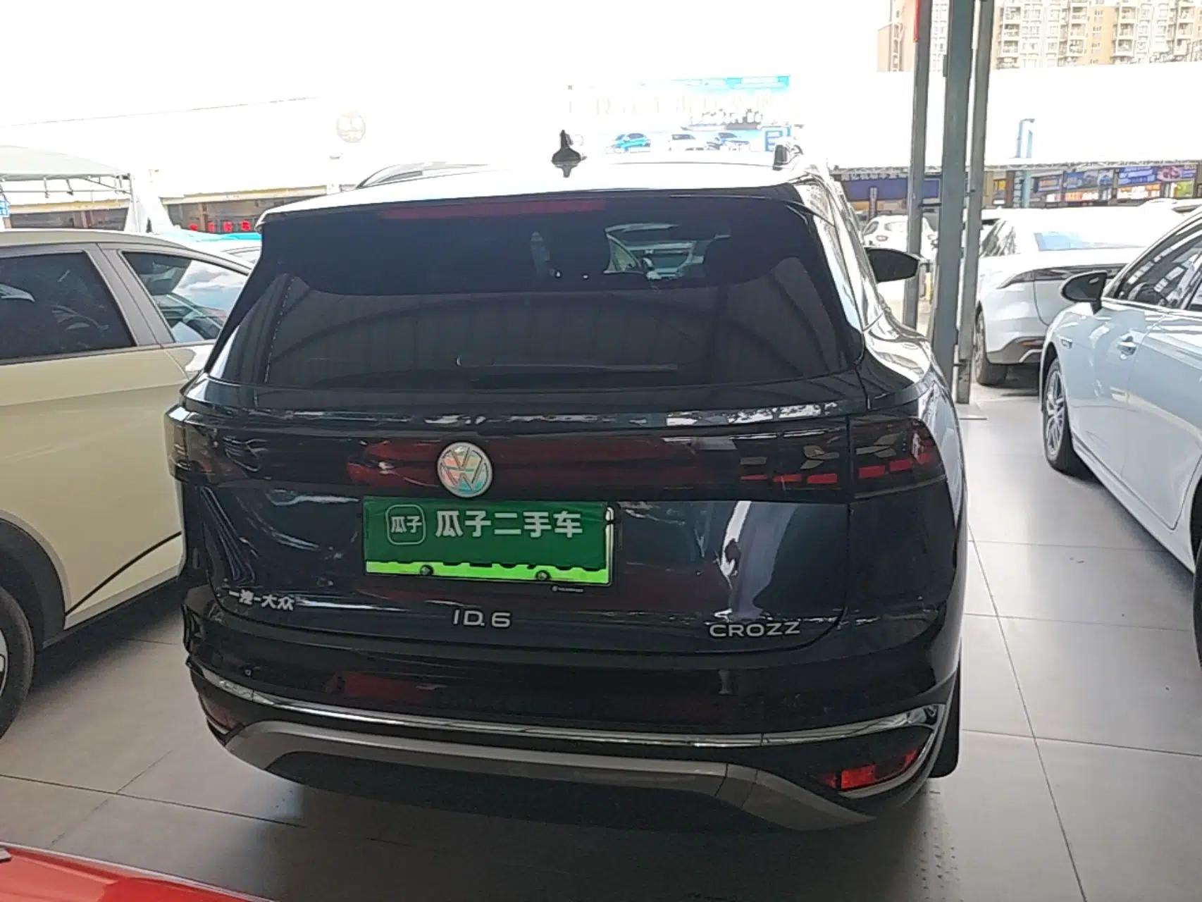 Volkswagen ID.6 CROZZ 2022 Long-Range PRO Edition — миниатюра 5