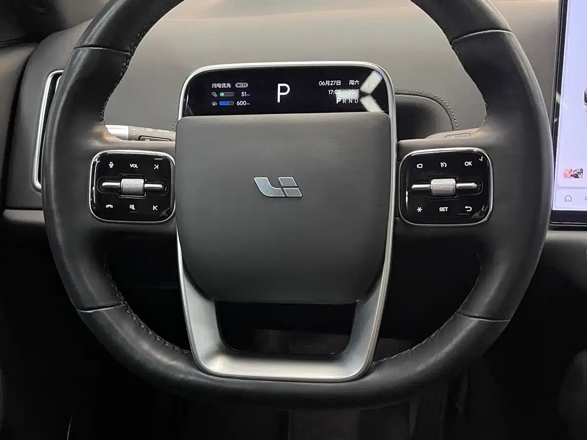Li Auto L9 2022 Max — миниатюра 6