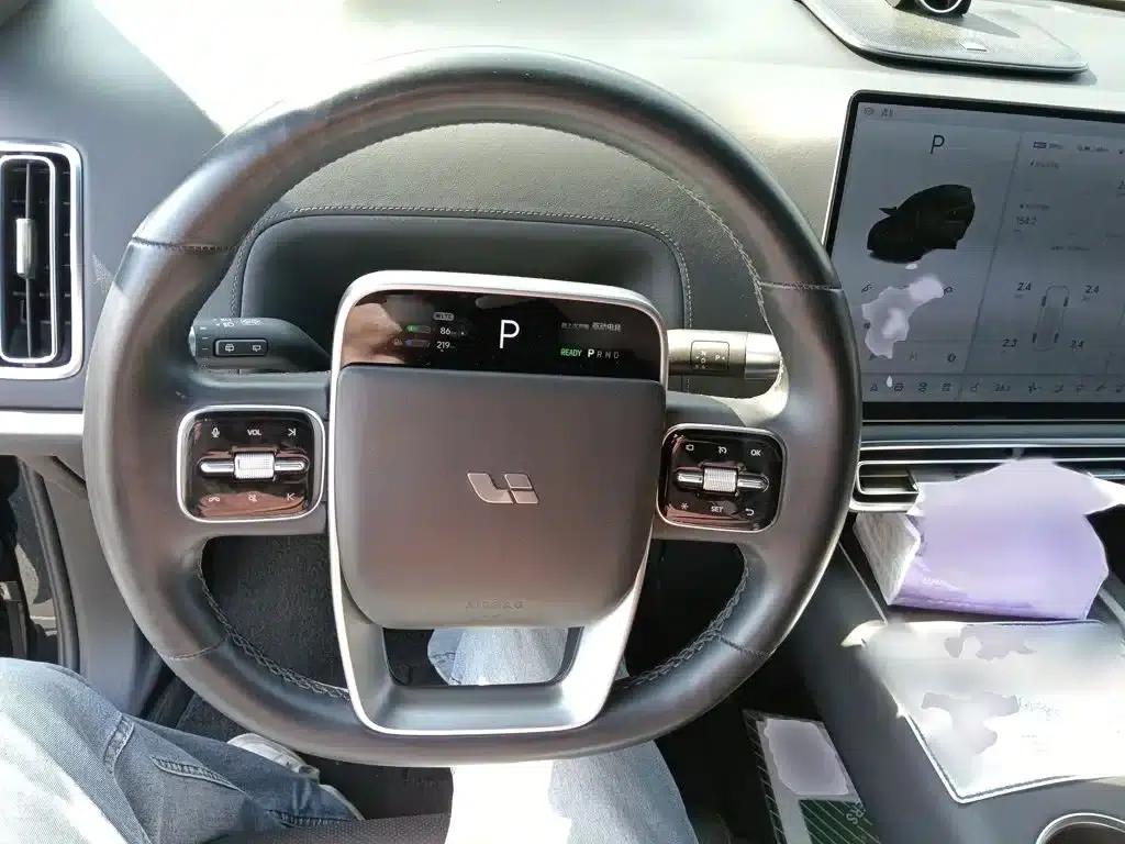Li Auto L9 2022 Max — миниатюра 3