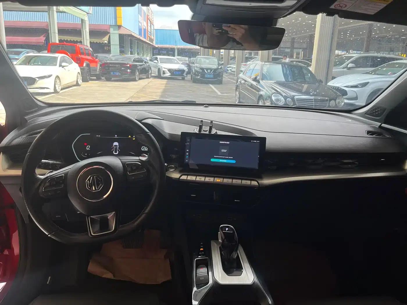 MG5 2021 Facelift 300TGI DCT Luxury Flagship Edition — миниатюра 6