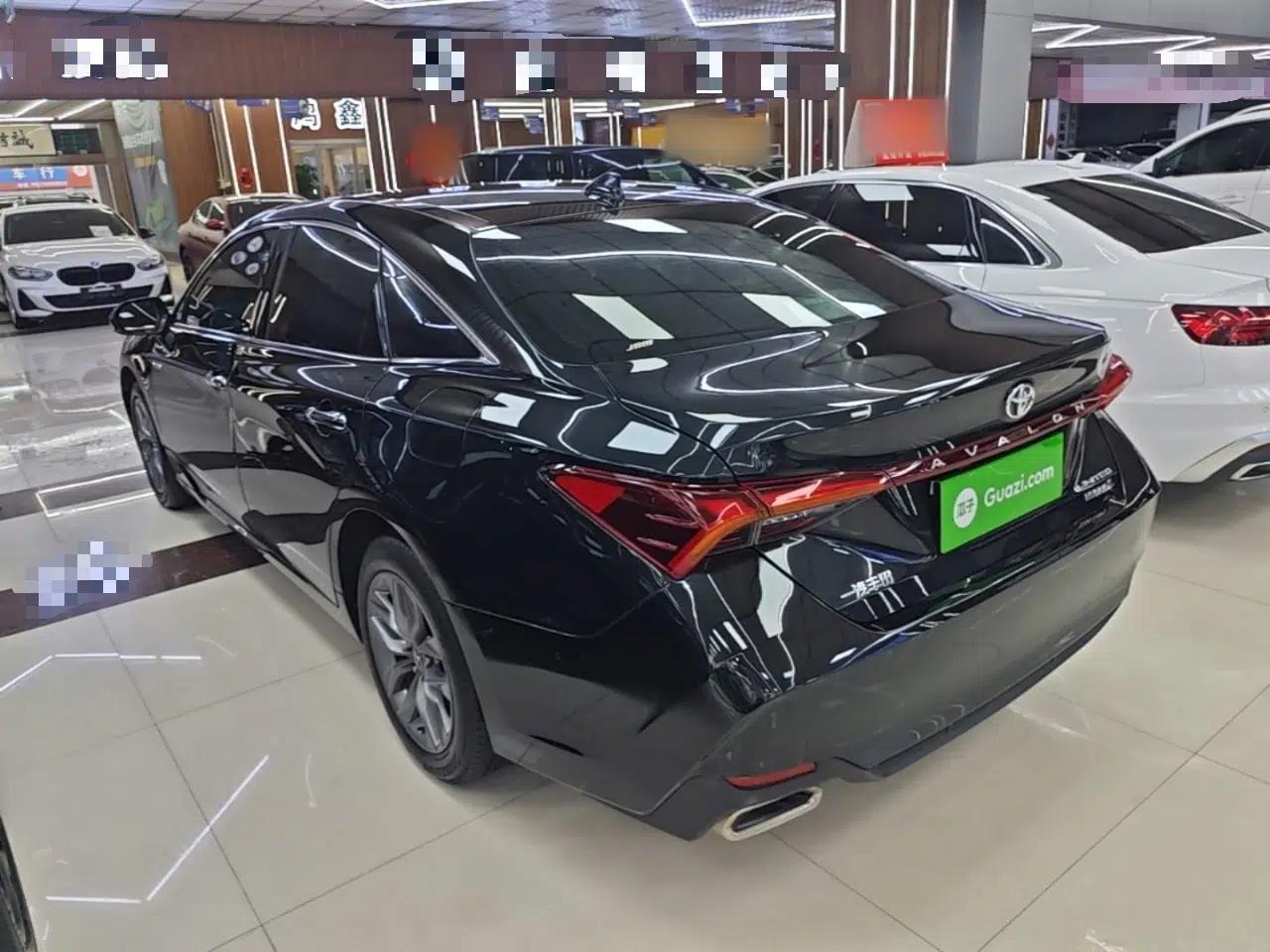 Toyota Avalon 2019 2.0L Luxury Edition China VI Standard — миниатюра 4