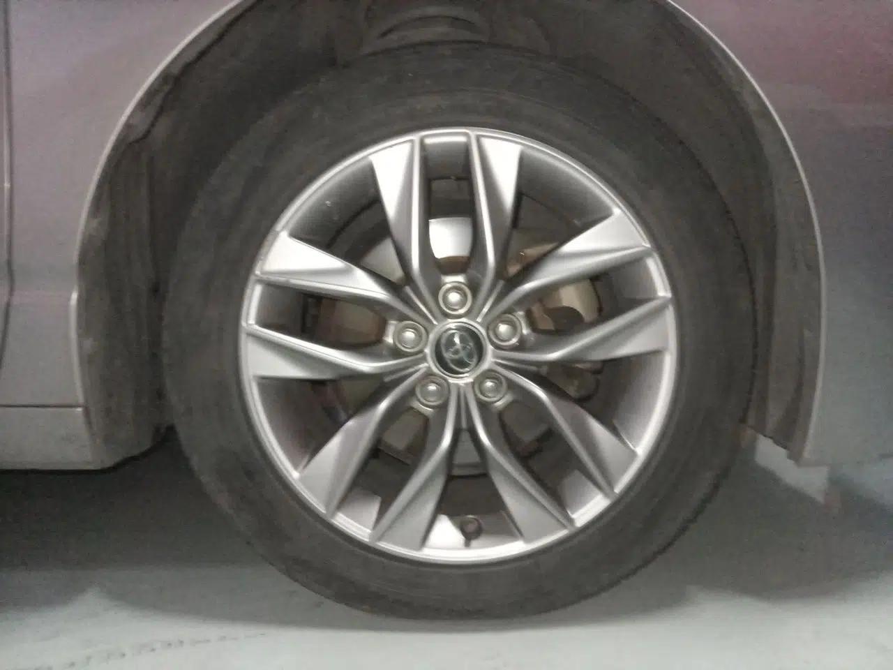 Toyota Avalon 2019 2.0L Luxury Edition China VI Standard — миниатюра 8