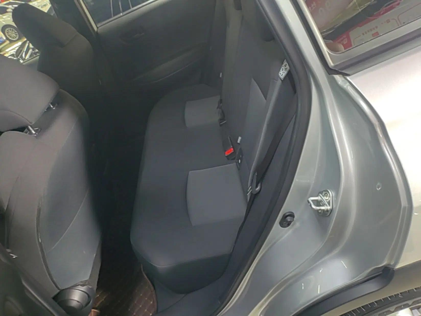 Toyota FRONTLANDER 2022 2.0L CVT Elite Edition — миниатюра 20