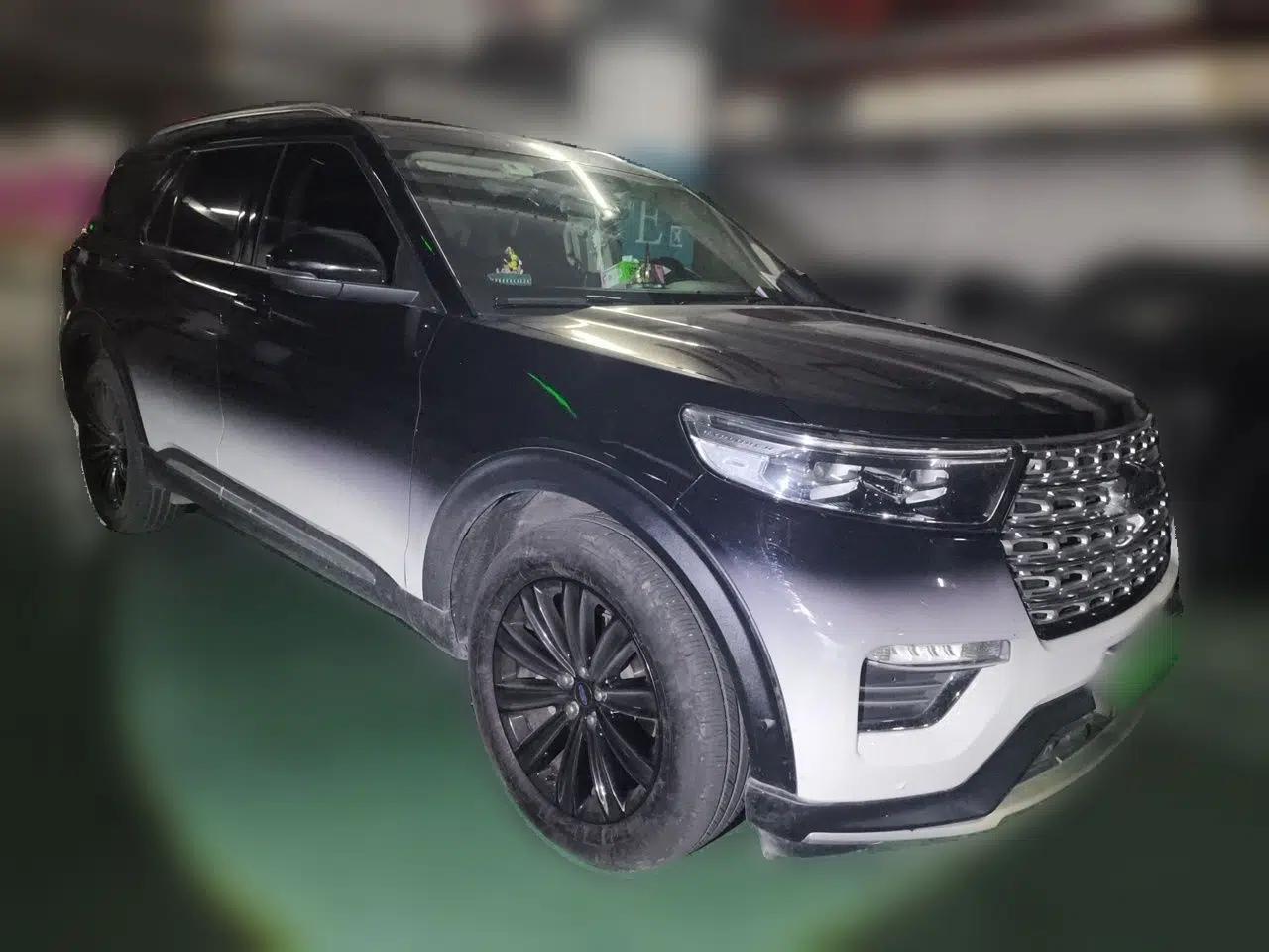 Ford Explorer 2020 EcoBoost 285 4x4 Titanium Edition 7-Seater — миниатюра 3